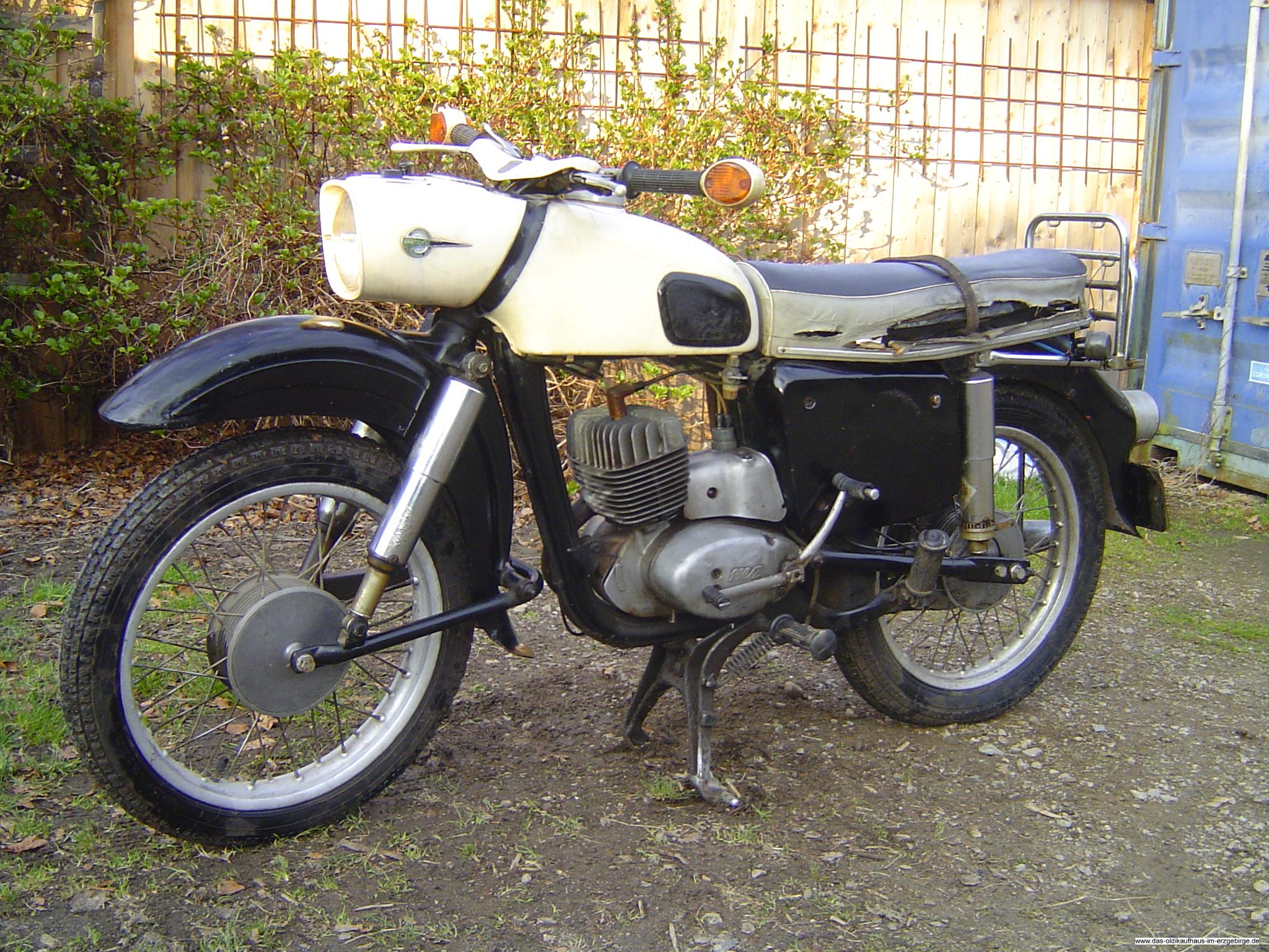 MZ ES 150