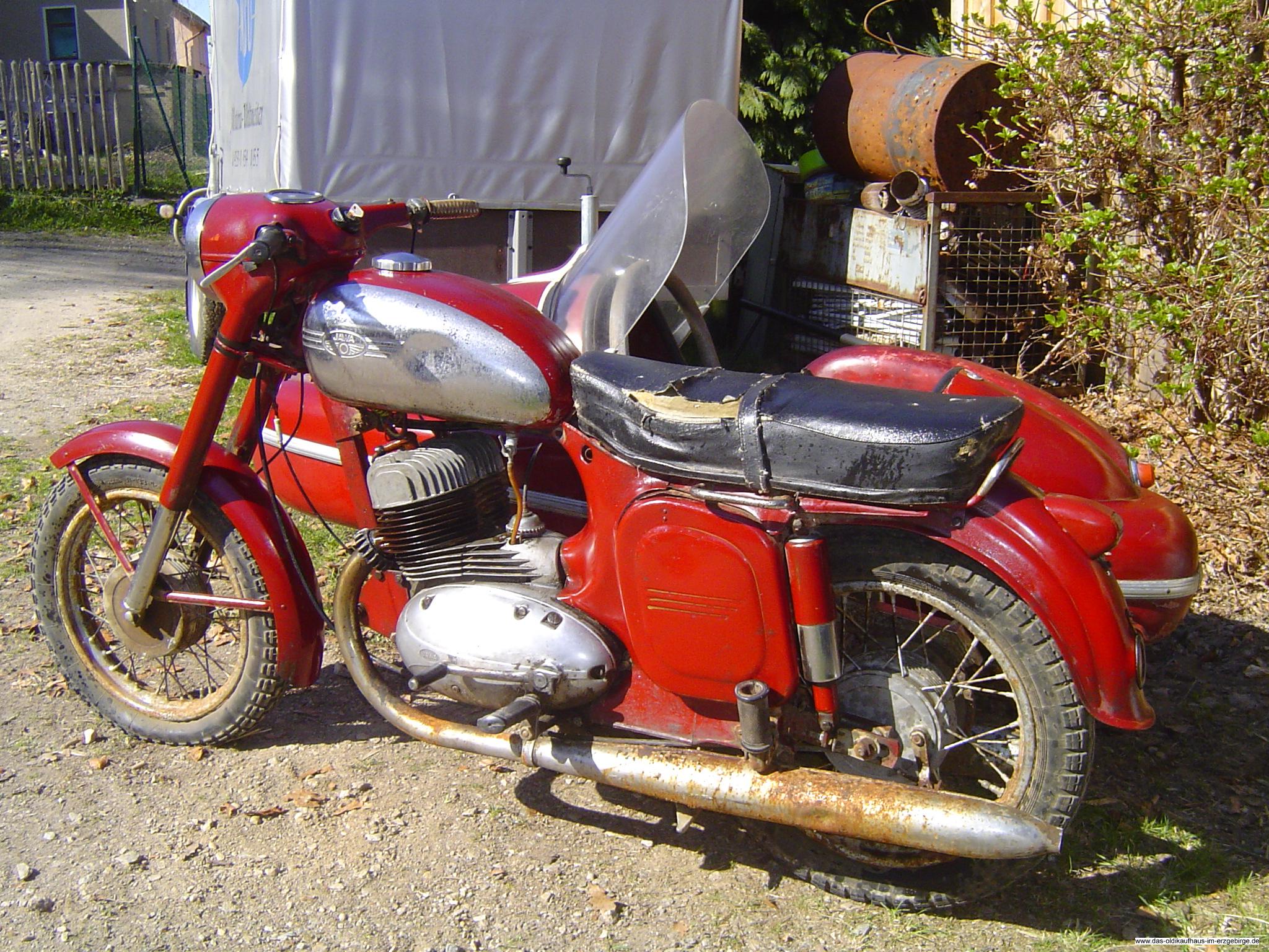 Jawa 360 mit Velorex SW 